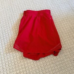 Lululemon hotty hot skirt. Red size 2  worn once excellent condition!